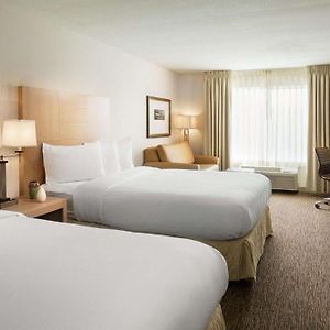 Queen Room Two Queen Beds